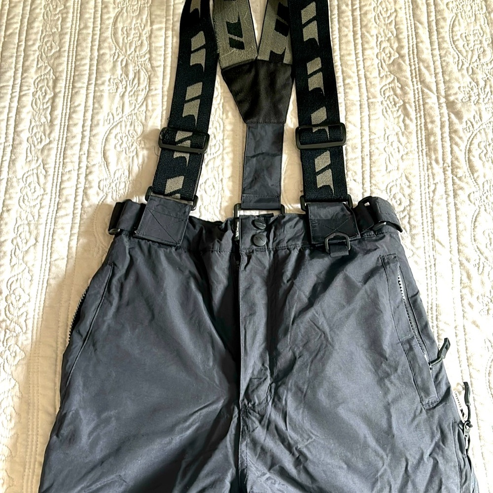Black Snowboard/Ski Pants